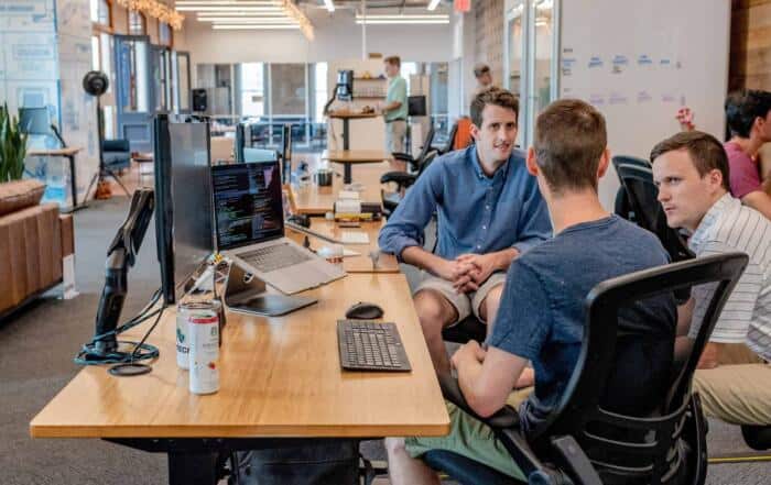 Luftreiniger in Büros - Die Raumluftreiniger von Galuft helfen gegen Viren in Büros