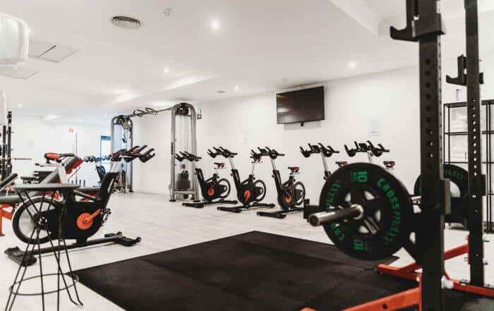 Corona-Regeln in Hessen: Fitnessstudios öffnen wieder - Luftreiniger schützen vor Coronaviren