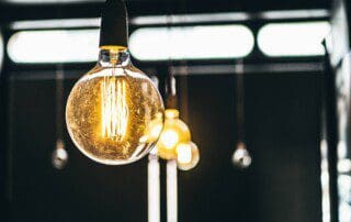 Möchten Sie Ihre Energiekosten senken? Dann sollten Sie jetzt einen Strom- oder Gasvergleich durchführen! Mit einem Vergleich können Sie den passenden Tarif finden und bis zu -66% sparen.