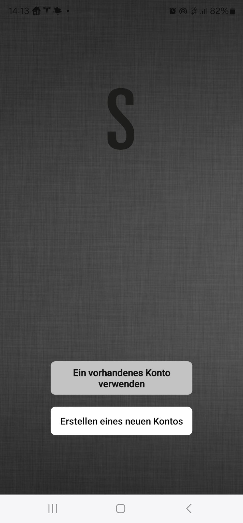 Smartphone-Screenshot: S-Logo, Konto-Optionen (vorhandenes Konto, neues Konto). App-Interface. Benutzer-Login. 116 Zeichen