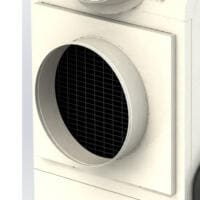 Detailaufnahme: ACD-137 Lufteinlass-Plenum. Runder Lufteinlass mit Gitter, Teil einer Klimaanlage. Metallisch, weiß.