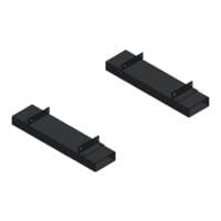 Zwei schwarze Gabelstapler-Slots. Zubehör für Gabelstapler. Rechteckige Form mit Metallbefestigungen. Stapler-Zubehör.