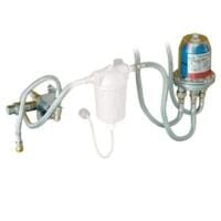 Anschluss-Kit für externen Öltank IDS 45/80/100: Detailansicht der Installation mit Filter, Leitungen und Anschlüssen. Optimiert für Heizsysteme.