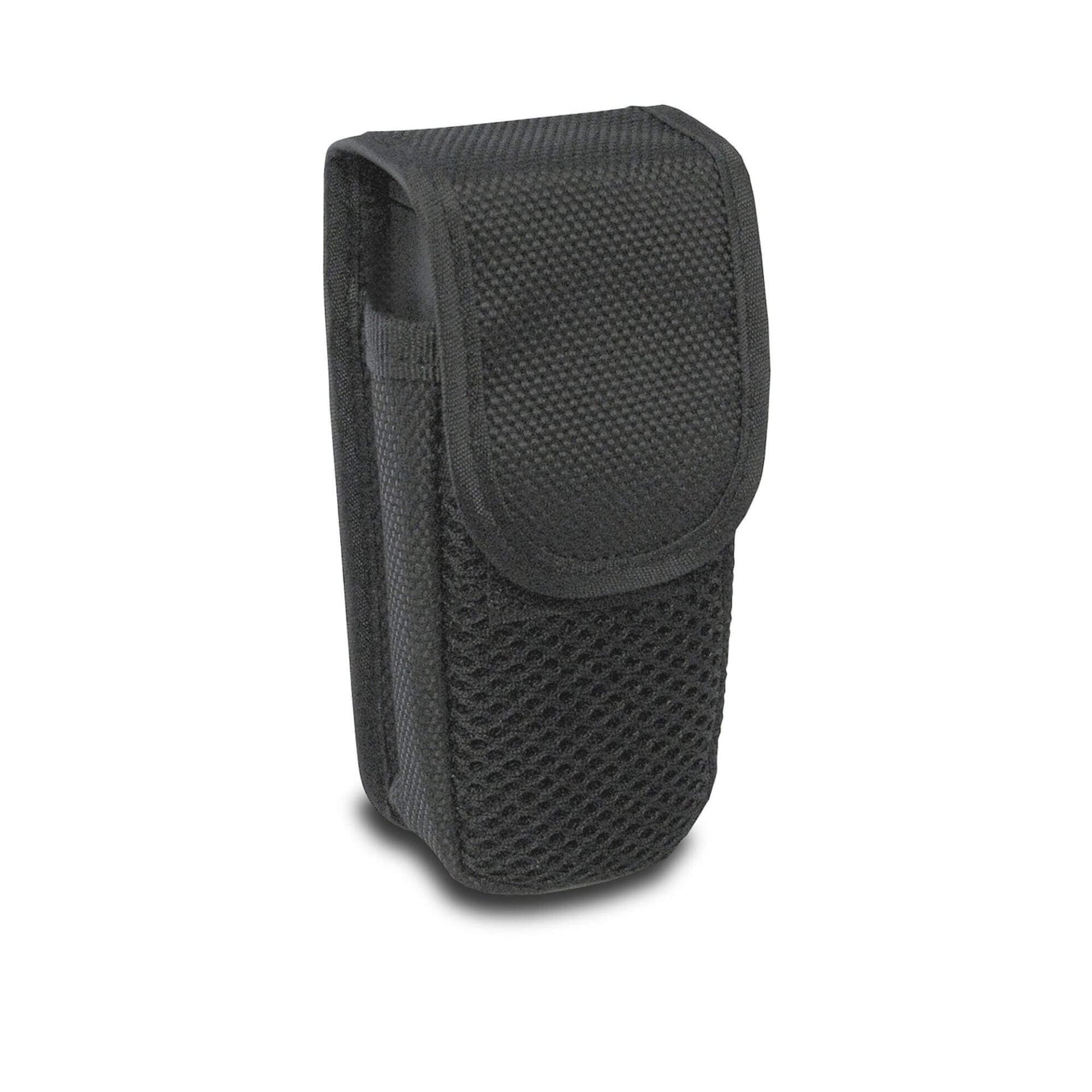 Schwarzes Holster TD120, 3510200245, aus robustem Nylonmaterial. Ideal für Ausrüstung. Kompaktes Design für sicheren Halt und einfachen Zugriff.