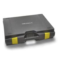 Grauer Transportkoffer II MultiMeasure Serie T3000. Robuster Koffer mit gelben Verschlüssen für Messgeräte und Zubehör. Sicherer Transport garantiert.