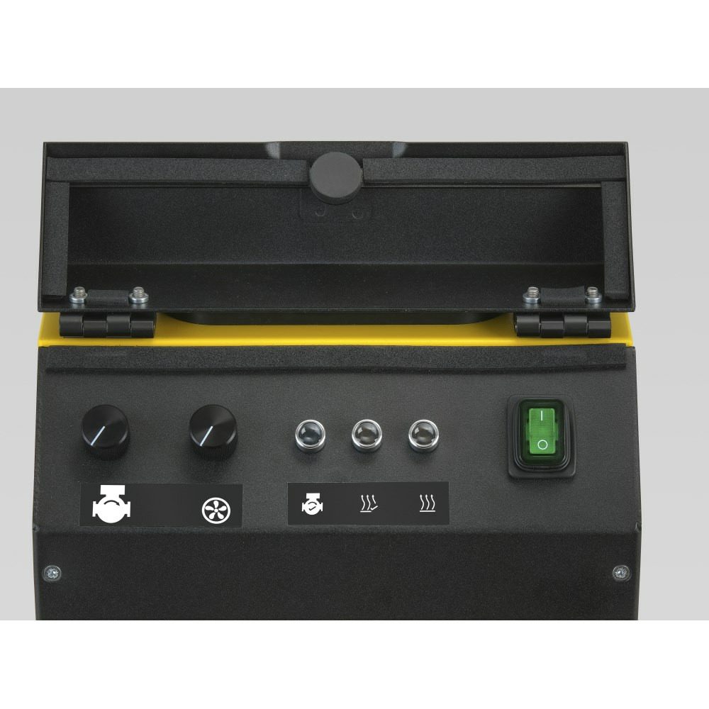 Detailaufnahme eines Nebel- und Rauchgassimulators FS200. Bedienelemente, Schalter und Anzeigen sind deutlich sichtbar. FS200 für realistische Effekte