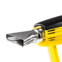 Nahaufnahme einer gelben HeiLuftpistole HyStream 2100 mit silberner Düse. Ideal für Handwerker und DIY-Projekte. Leistungsstark und präzise.