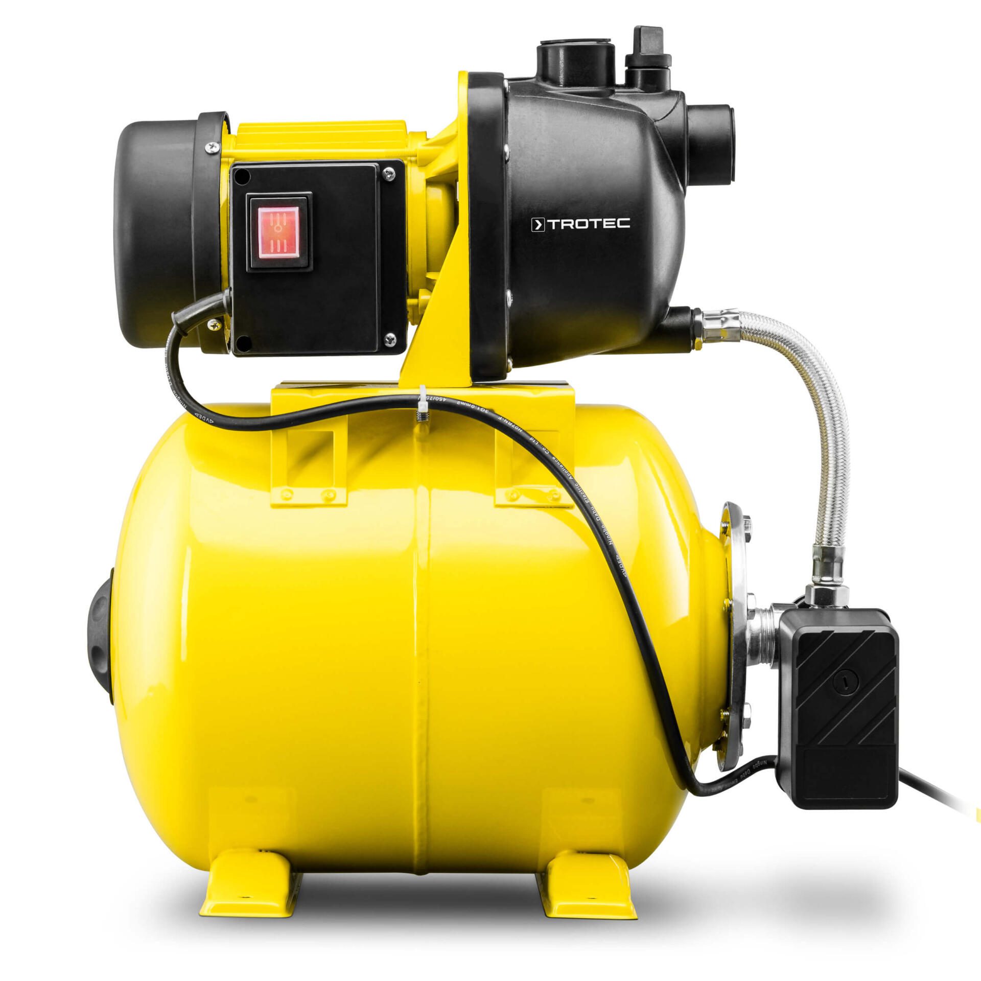 Trotec Hauswasserwerk TGP 1025 E: Gelbes Hauswasserwerk mit schwarzem Motor und Druckschalter. Ideal zur Gartenbewässerung und Hauswasserversorgung.