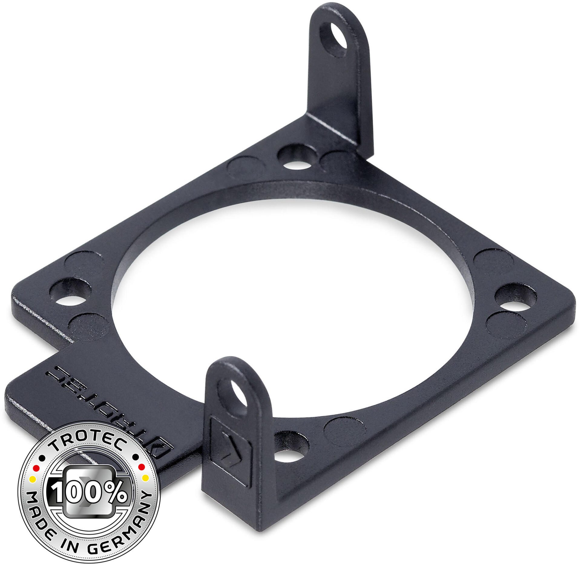 Schwarze PlugSafe Unterlegplatte für Einbausteckdosen von Trotec. Quadratische Form mit runder Aussparung. Made in Germany Qualität. 124 Zeichen