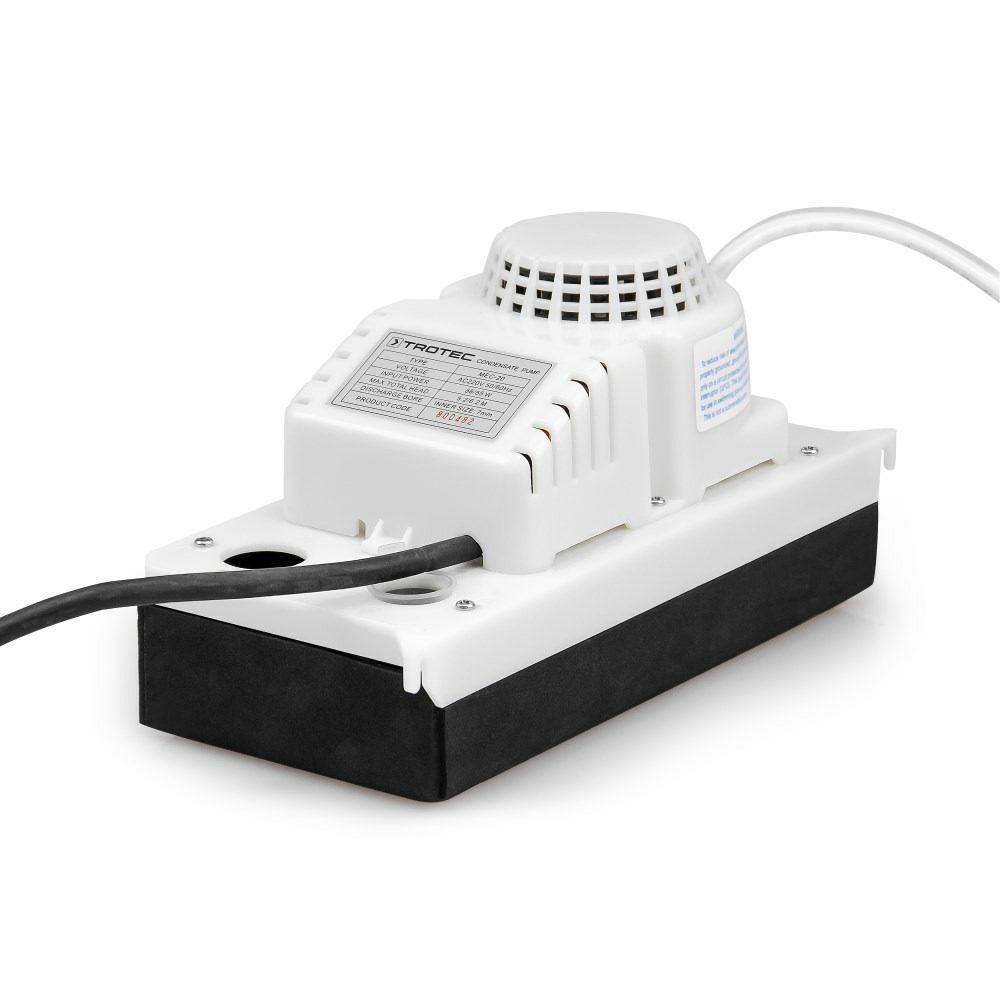 Externe Trotec Kondensatpumpe. Die Pumpe ist weiß und schwarz. Sie ist für die Ableitung von Kondensat aus Klimaanlagen und Luftentfeuchtern.