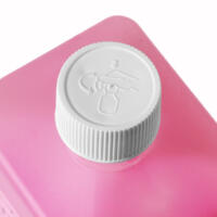 Nahaufnahme einer 1L Flasche Entkalker mit Farbindikator. Der weiße Deckel zeigt ein Symbol zum Öffnen. Ideal für Kaffeemaschinen & Haushaltsgeräte.